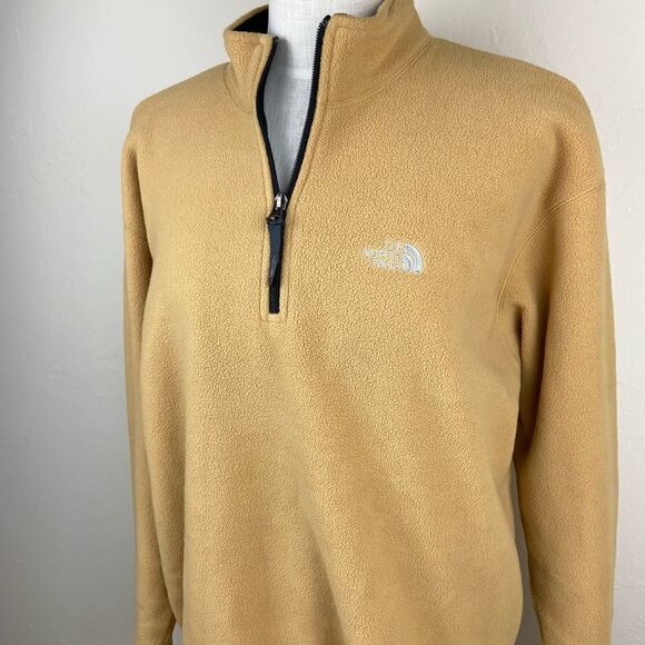 The North Face TKA 200 1/4 Zip Fleece Pullover - Picture 2 of 6